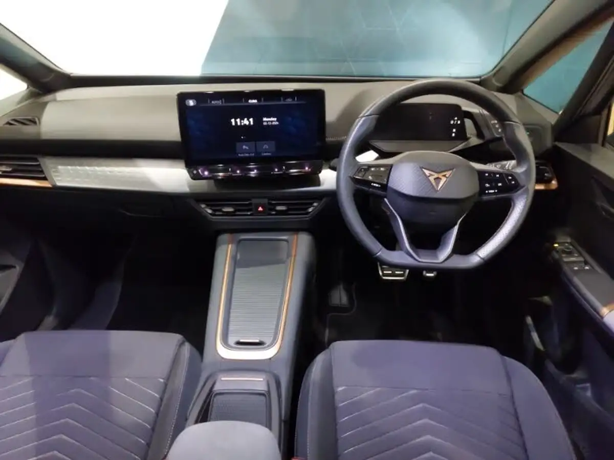 2023-cupra-born-e-v1-204ps-big-2