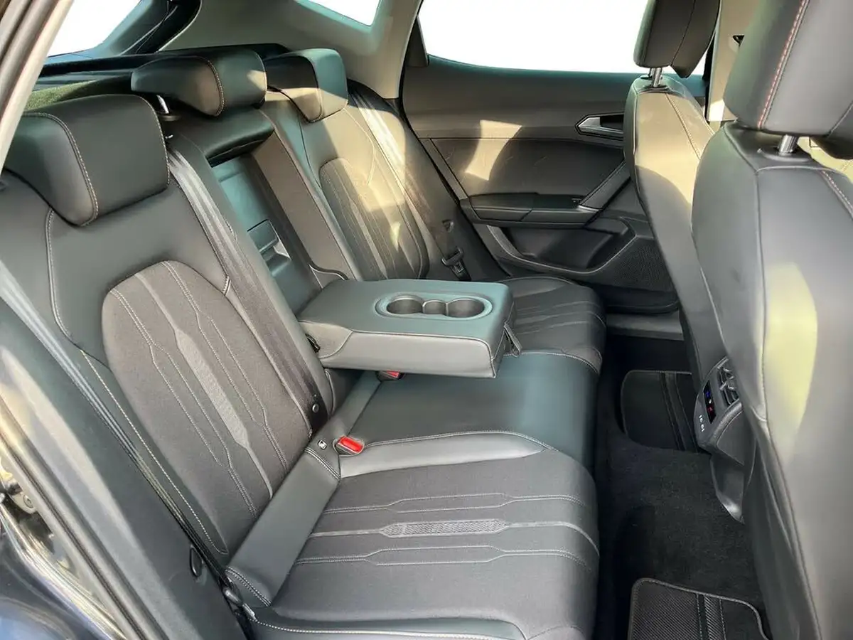 2021-cupra-formentor-15-tsi-v1-big-8