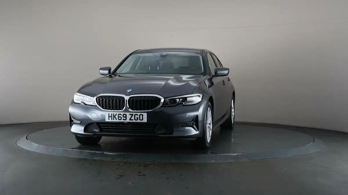 2019-bmw-3-series-20td-320d-se-190bhp-saloon-4d-sport-auto-big-41