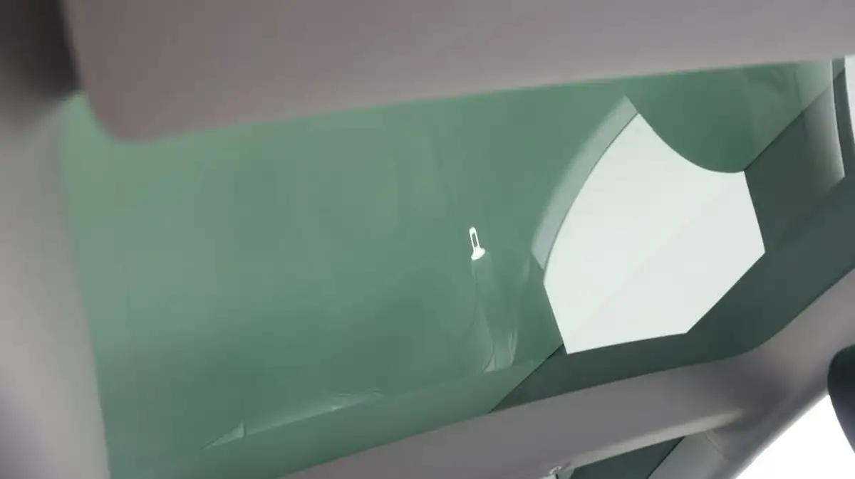 2020-tesla-model-3-e-long-range-big-23