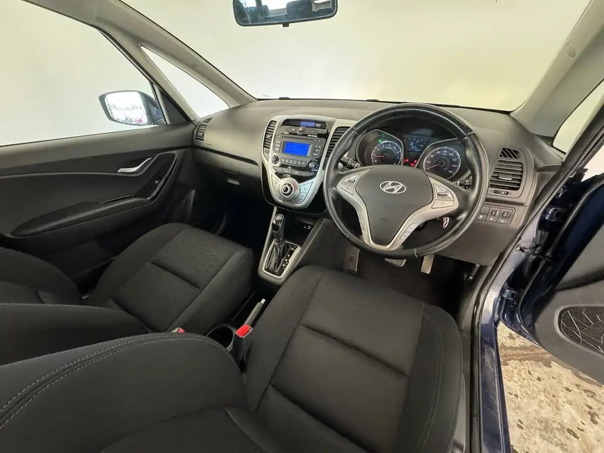 2019-hyundai-ix20-16-se-auto-big-19