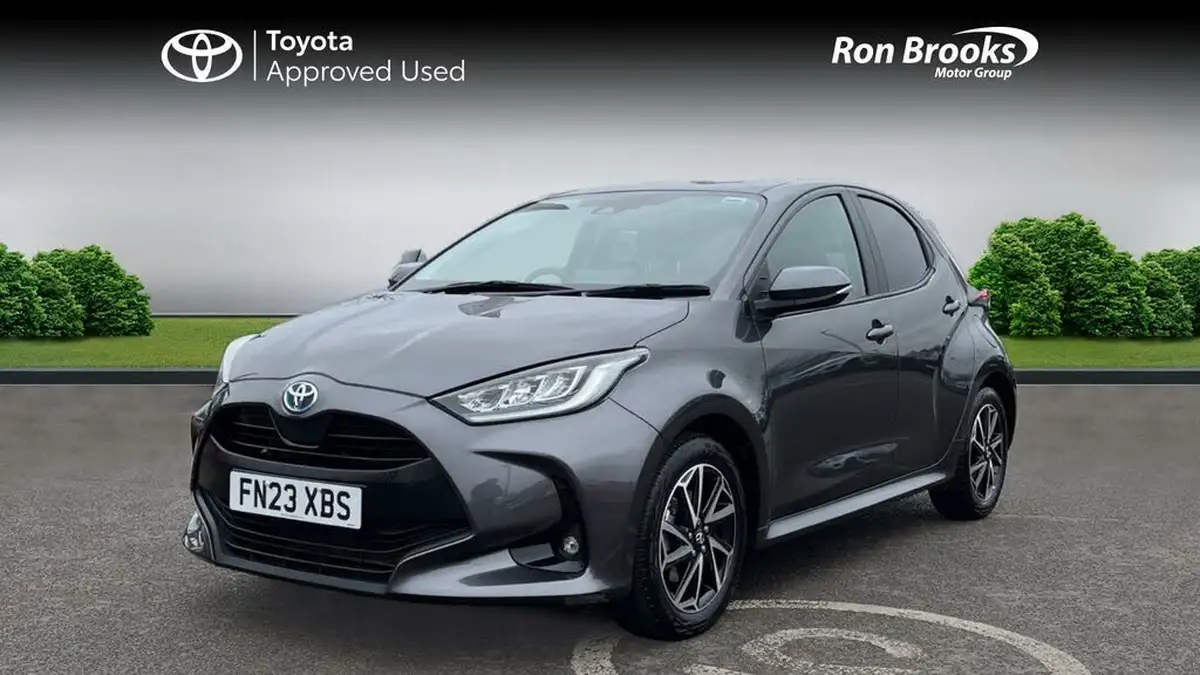 2023-toyota-yaris-15-vvt-i-design-big-2