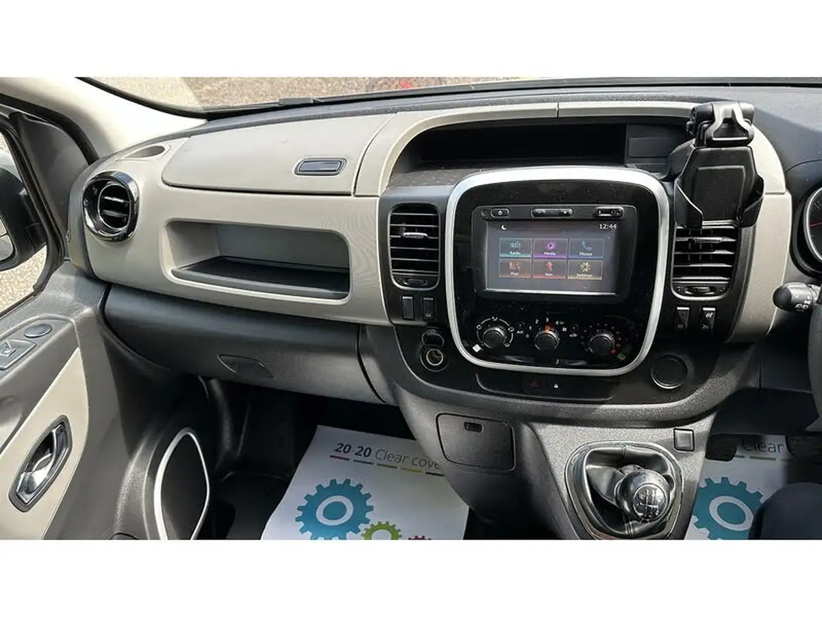 2018-renault-trafic-16dci-ll29-125-sport-nav-energy-125-e6-panel-van-big-79