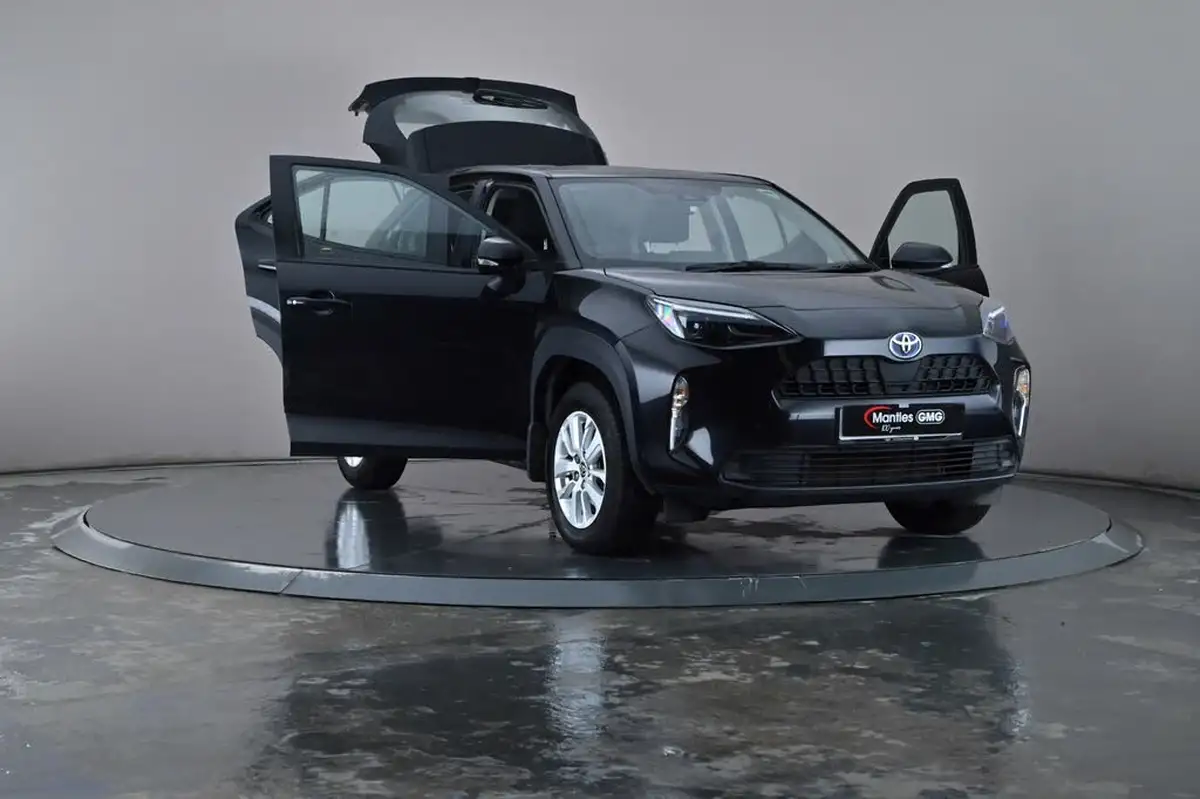 2023-toyota-yaris-cross-15-vvt-i-icon-big-39