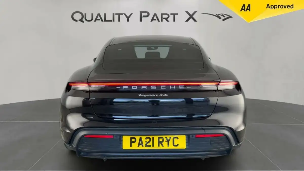 2021-porsche-taycan-e-4s-571ps-performance-battery-plus-big-3