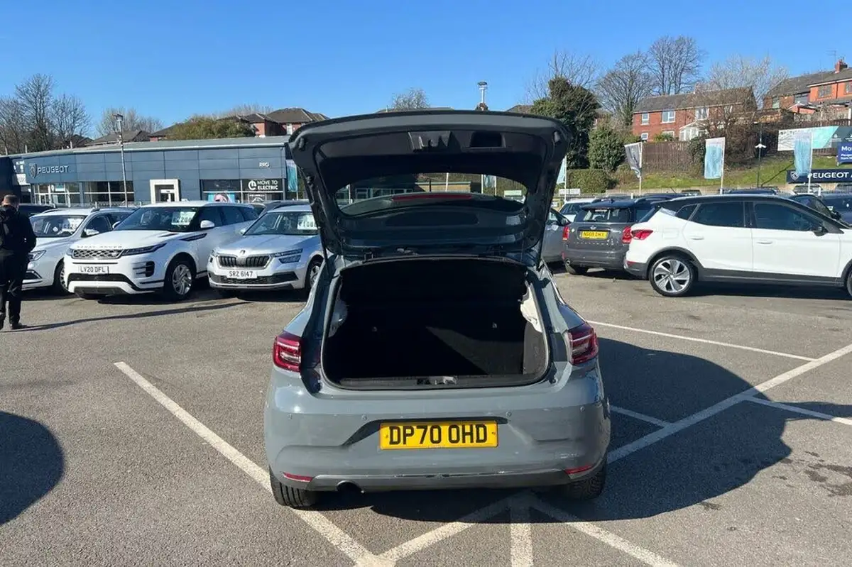 2020-renault-clio-10-sce-play-75bhp-big-20