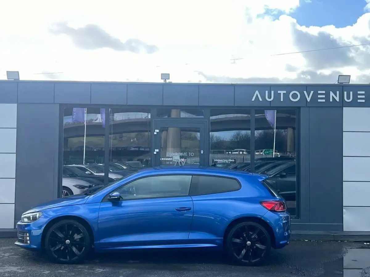 2015-volkswagen-scirocco-20tdi-r-line-184ps-big-18
