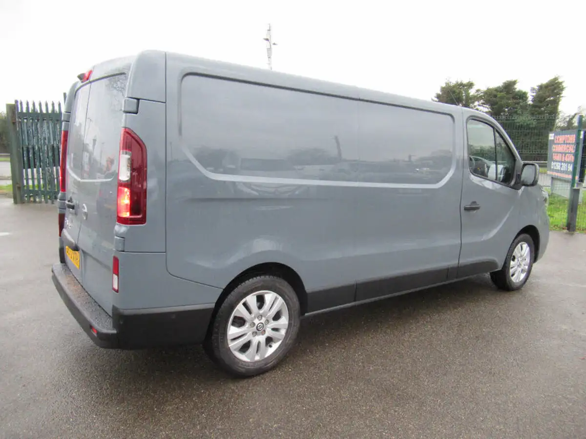 2023-nissan-primastar-20dci-tekna-30-l2h1-150pseu6d-panel-auto-big-10