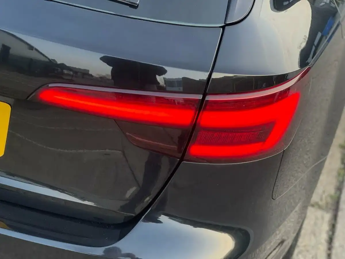 2017-audi-a4-avant-20-tdi-s-line-190ps-big-68
