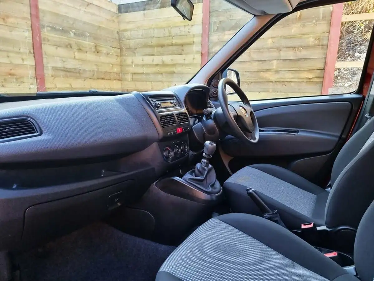 2017-fiat-doblo-14-pop-big-18