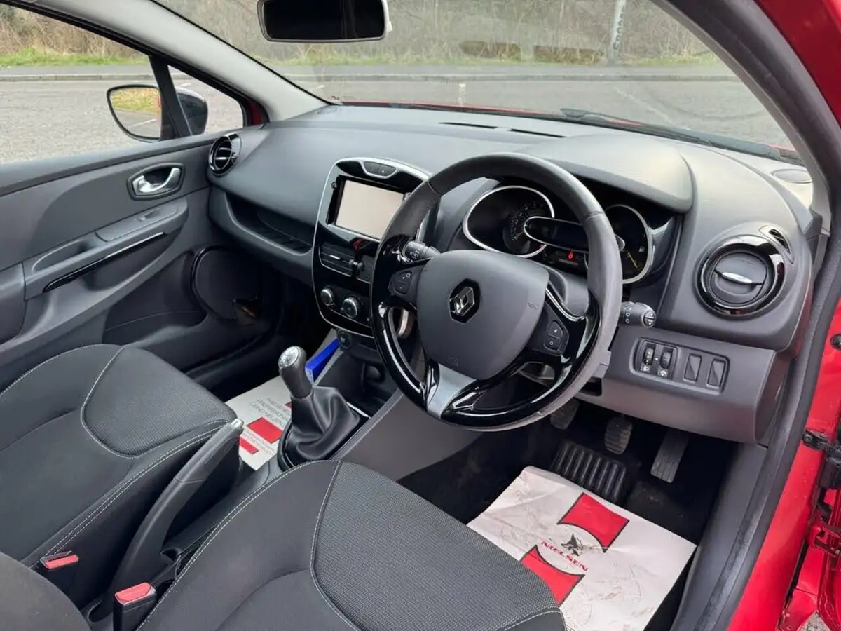 2015-renault-clio-12-dynamique-big-18