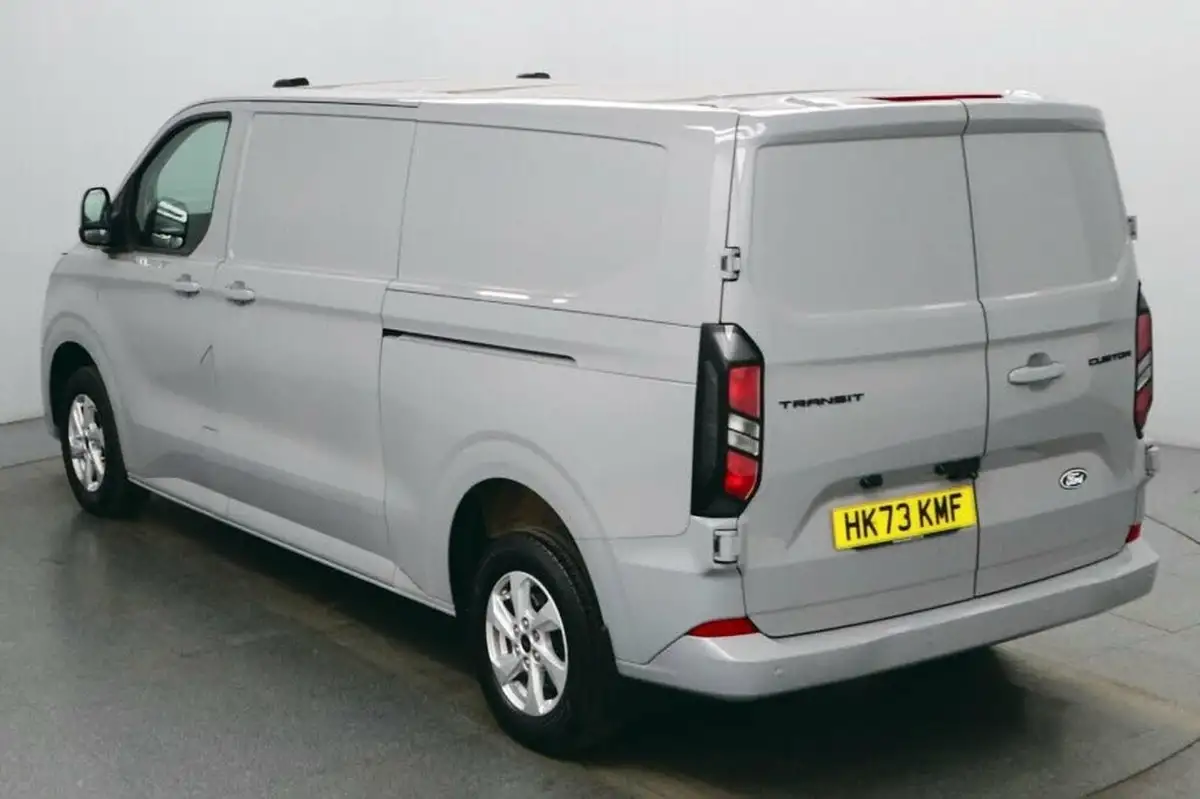 2023-ford-transit-custom-20tdci-320-l2h1-limited-136pseu6e-panel-van-1996cc-auto-big-5