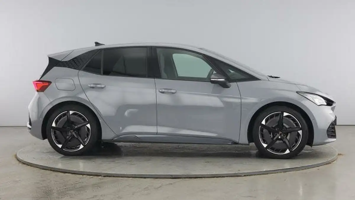 2022-cupra-born-e-v3-230ps-58kwh-e-boost-big-3