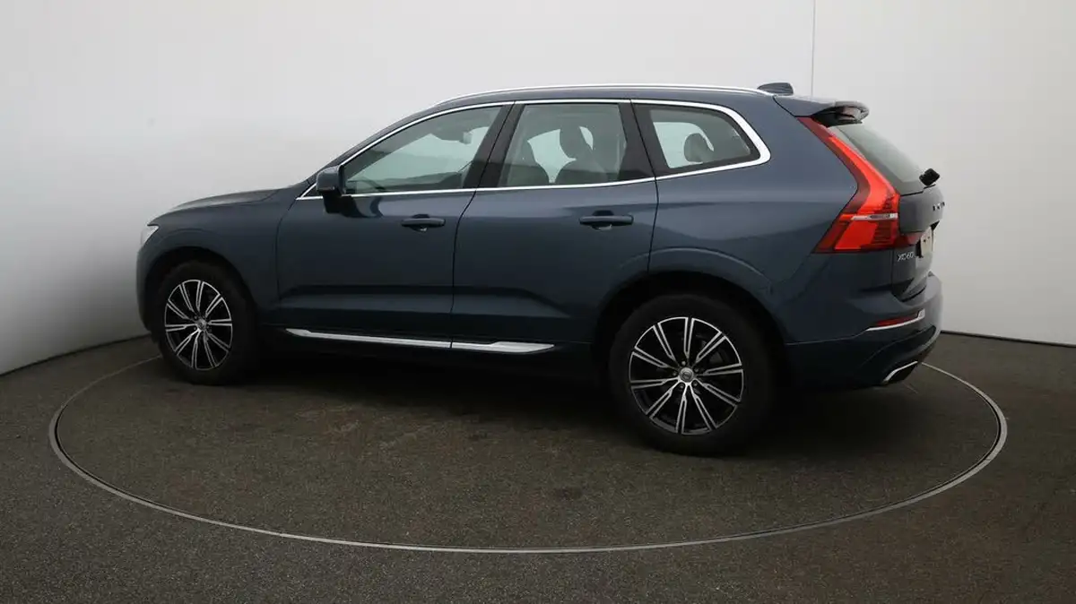 2018-volvo-xc60-20-t5-inscription-250bhp-4x4-big-44