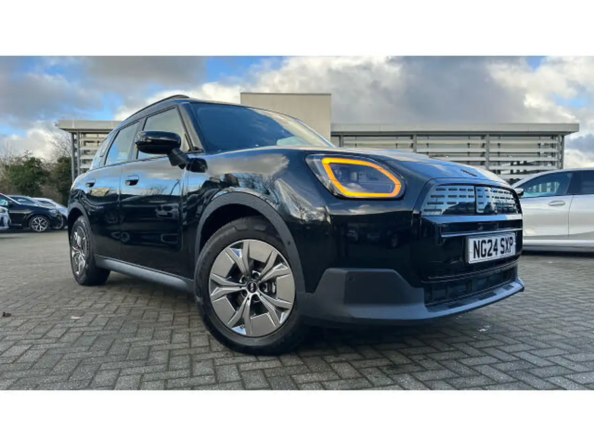 2024-mini-countryman-e-cooper-e-classic-big-20