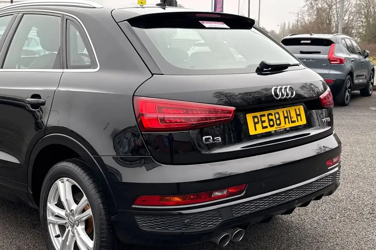 2018-audi-q3-14-tfsi-s-line-edition-tronic-big-15