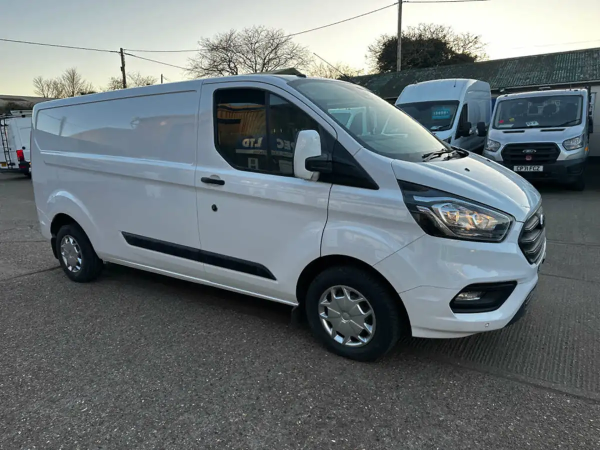 2019-ford-transit-custom-20tdci-300-l2h1-trend-105pseu6-panel-van-big-11