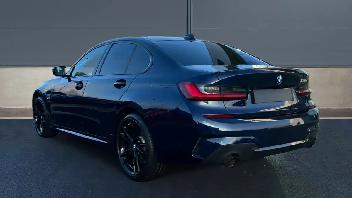 2021-bmw-3-series-20-330e-m-sport-pro-edition-saloon-4d-big-1