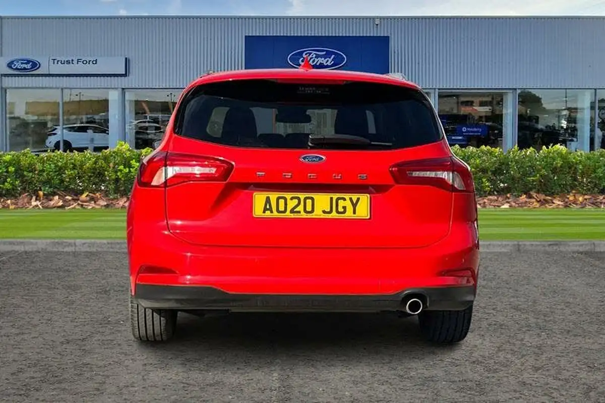 2020-ford-focus-15t-titanium-x-estate-auto-big-6