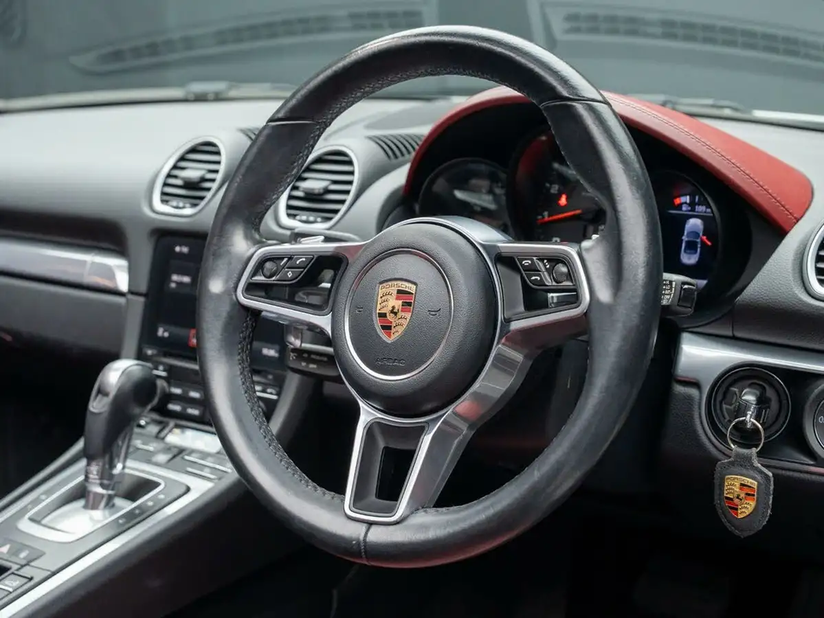 2016-porsche-boxster-718-20-boxster-pdk-big-9