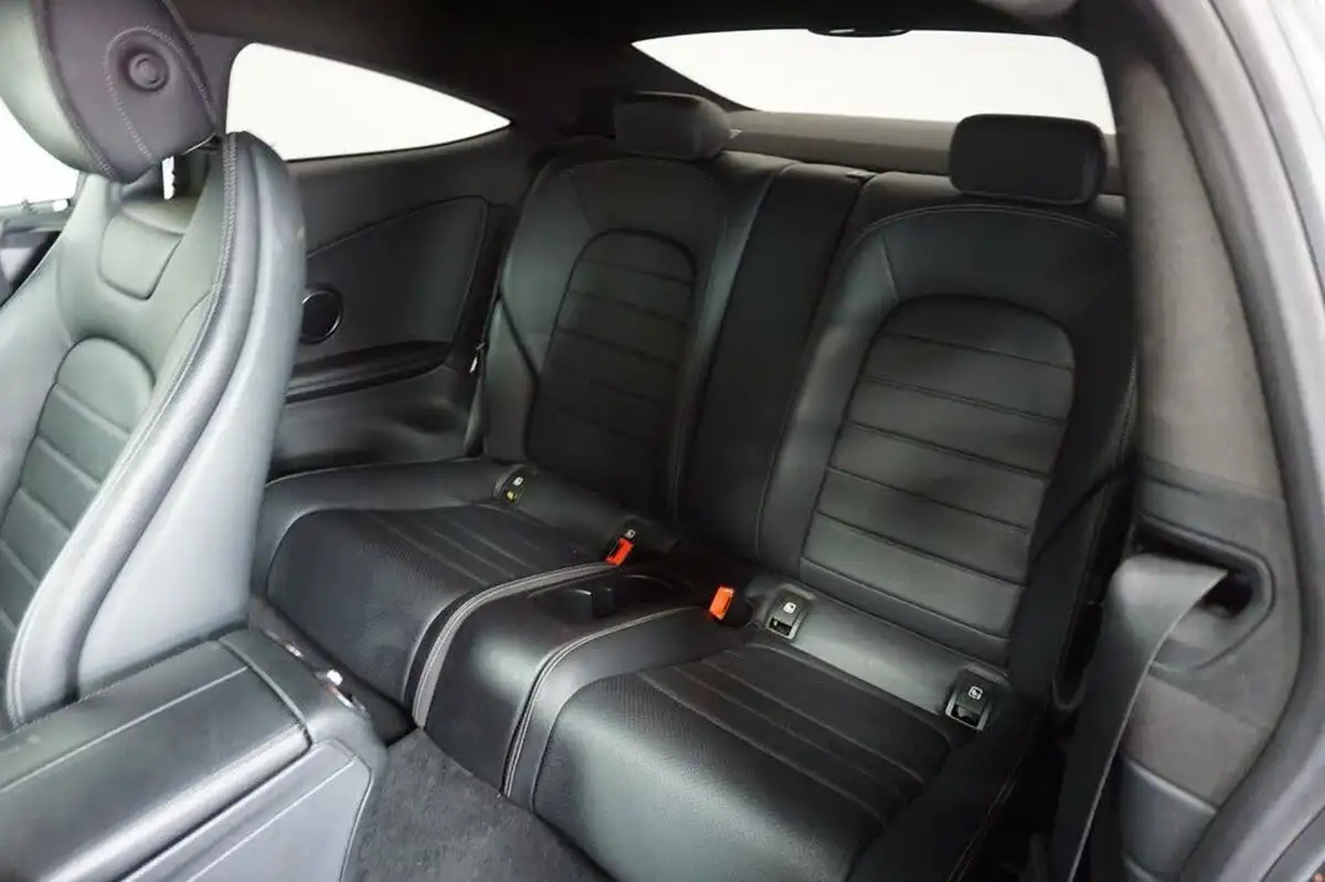 2016-mercedes-benz-c-class-big-34