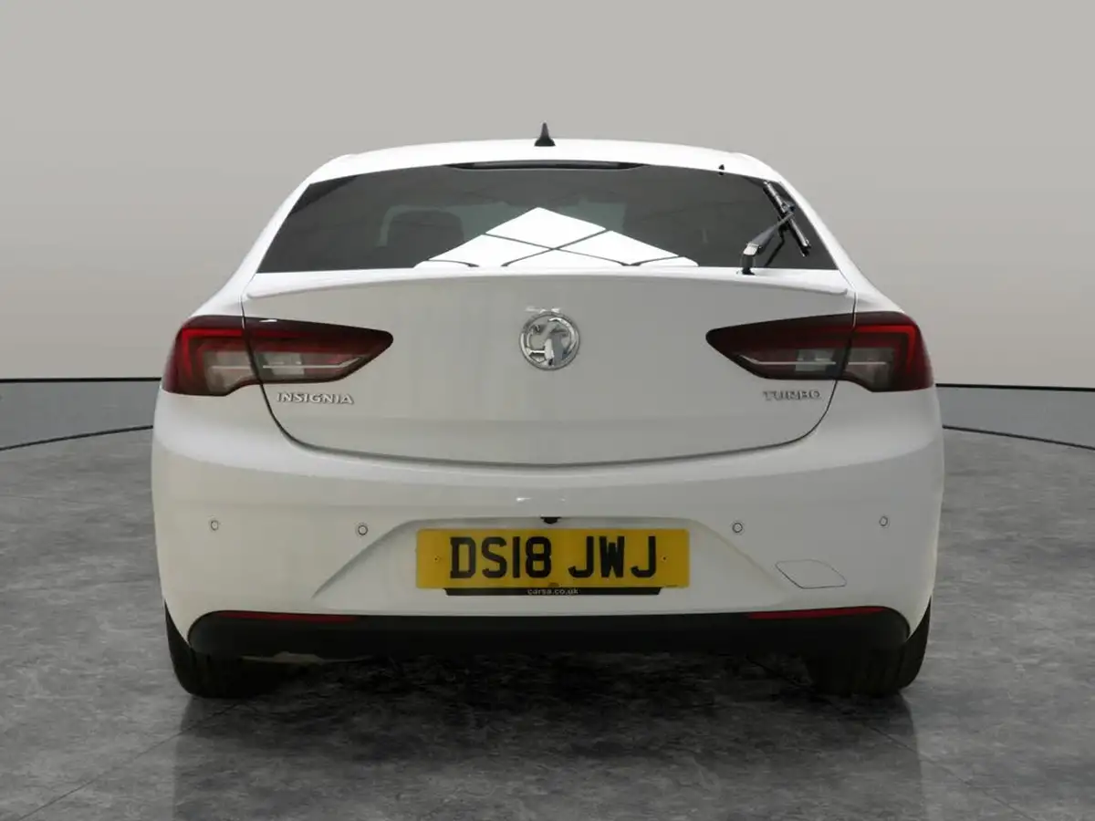 2018-vauxhall-insignia-grand-sport-15-turbo-sri-nav-big-8