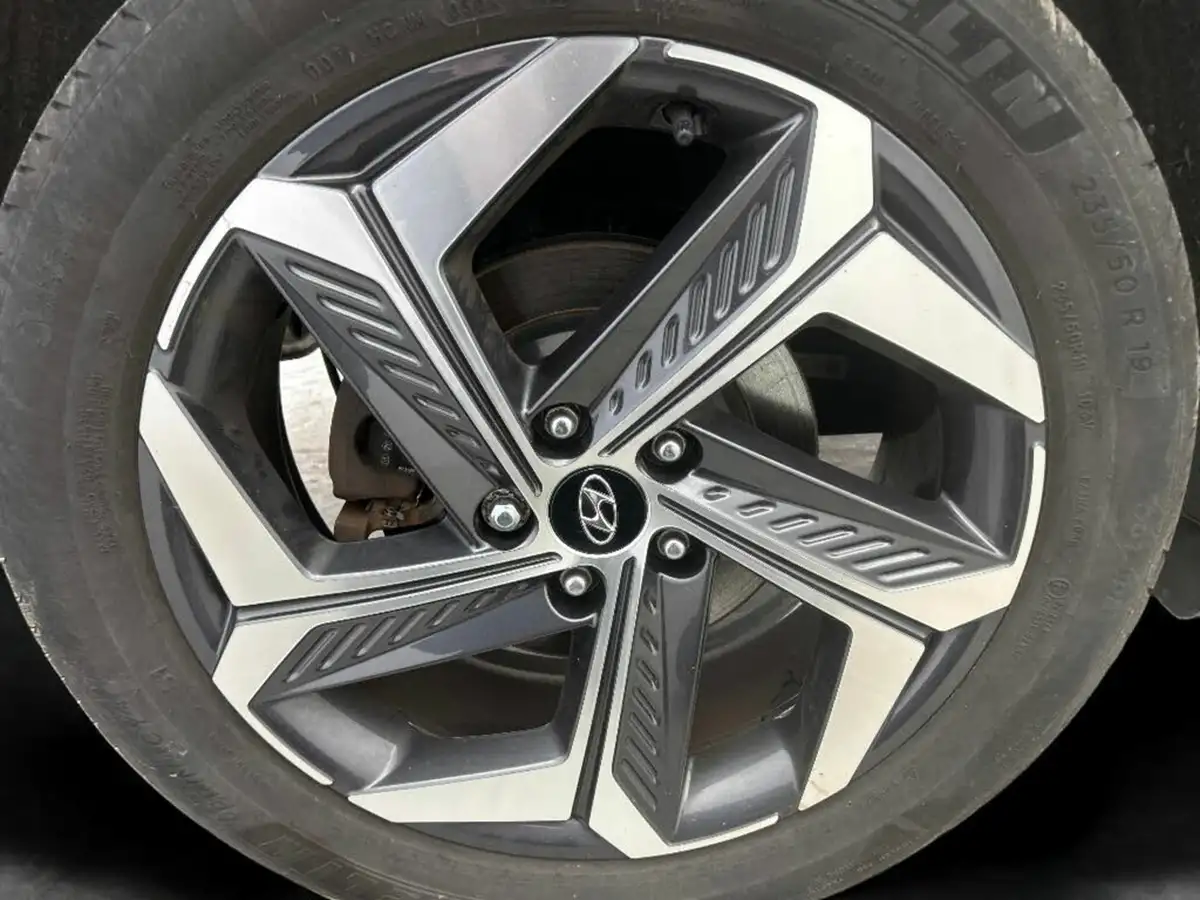 2022-hyundai-tucson-16-t-gdi-premium-230ps-hybrid-auto-big-10