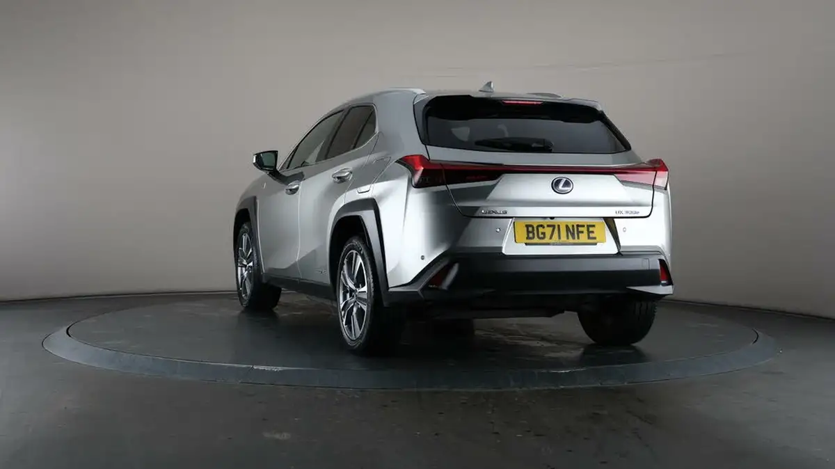 2021-lexus-ux-300e-e-ux-big-54