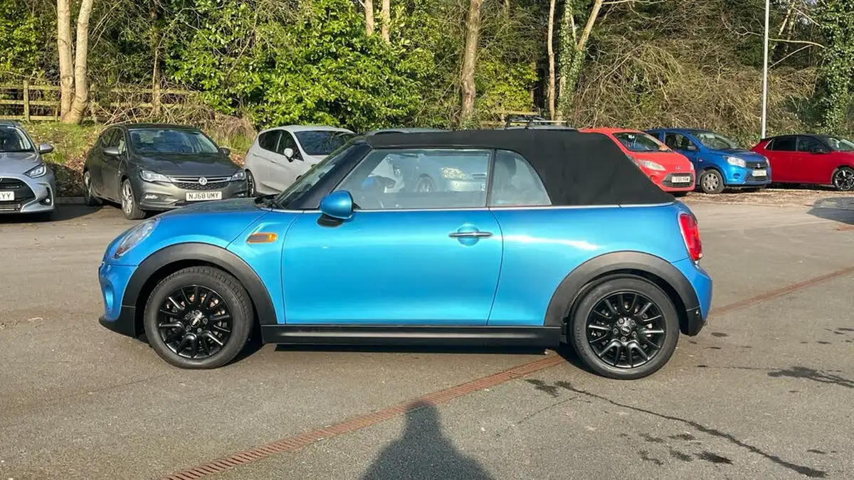 2016-mini-cooper-15-cooper-ss-convertible-2d-big-16