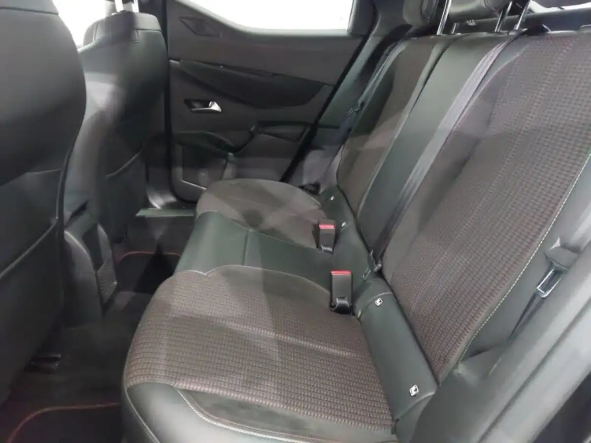 2019-ds-ds-3-crossback-12-puretech-performance-line-130ps-eat8-big-5