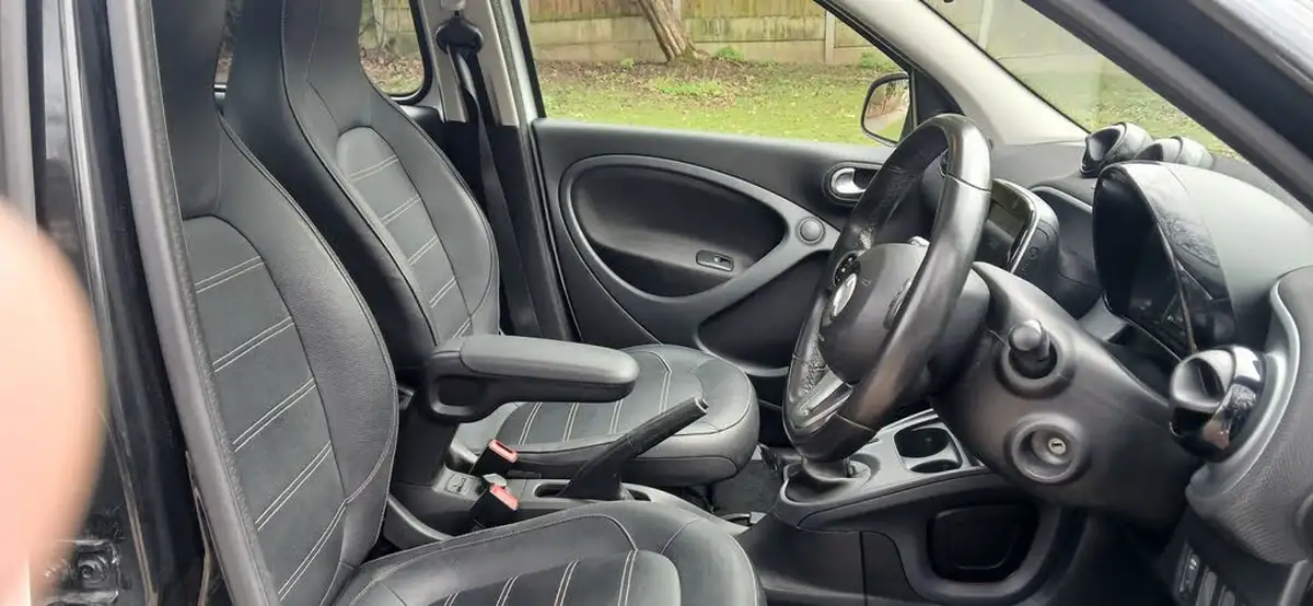 2017-smart-forfour-10-prime-71bhp-premium-plusss-big-18