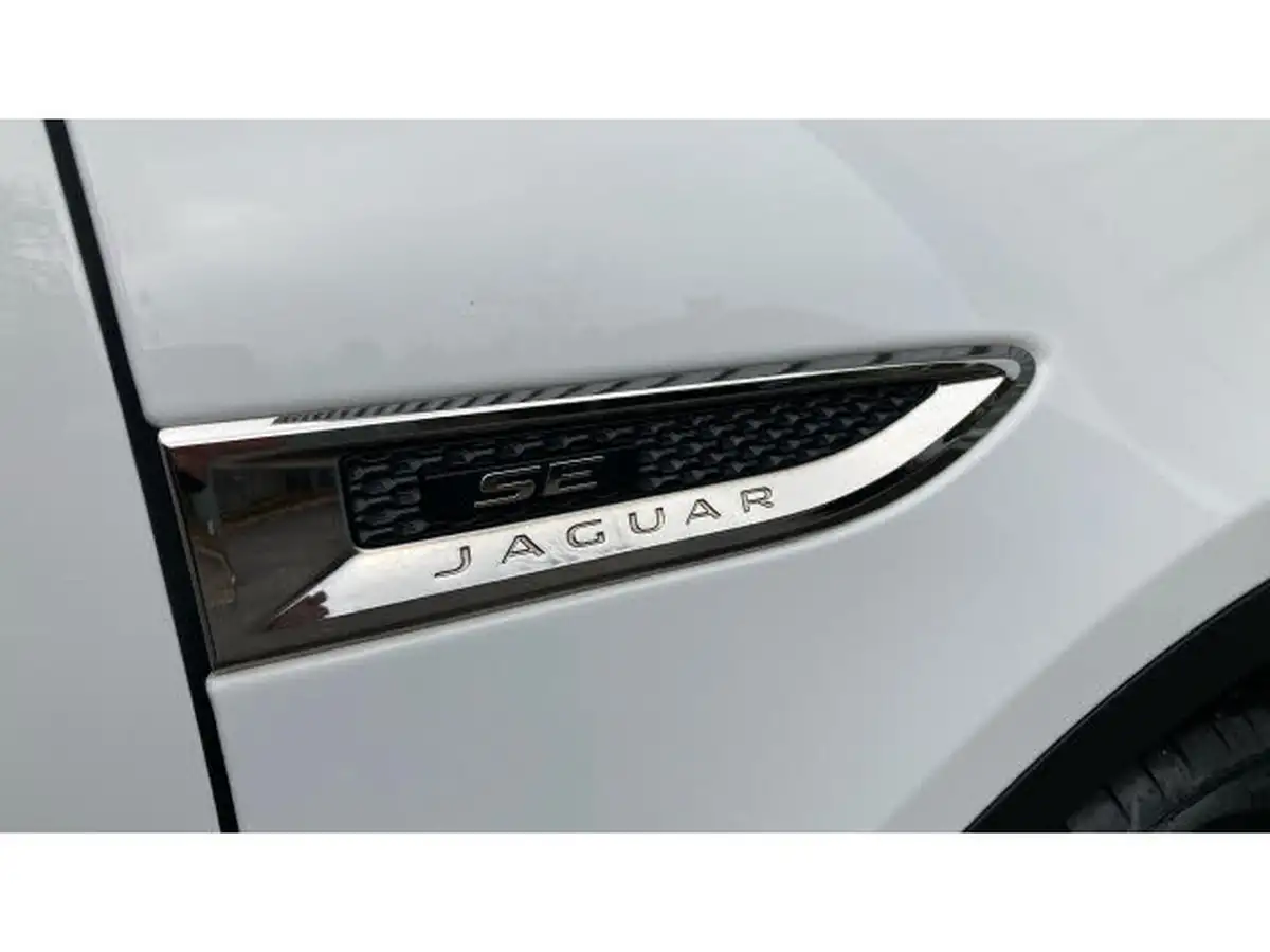 2020-jaguar-e-pace-20-i4-se-300ps-big-9