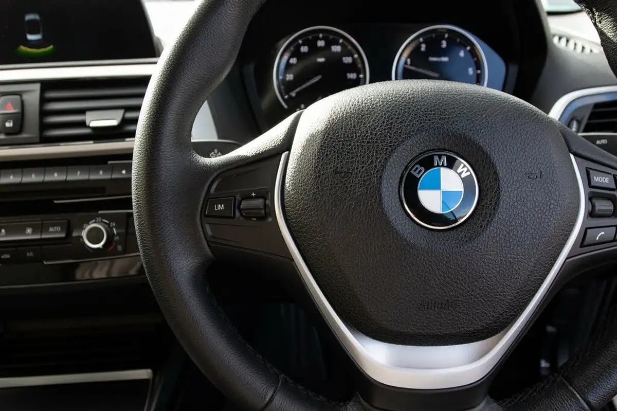 2018-bmw-2-series-20td-218d-se-150bhp-convertible-2d-auto-big-17