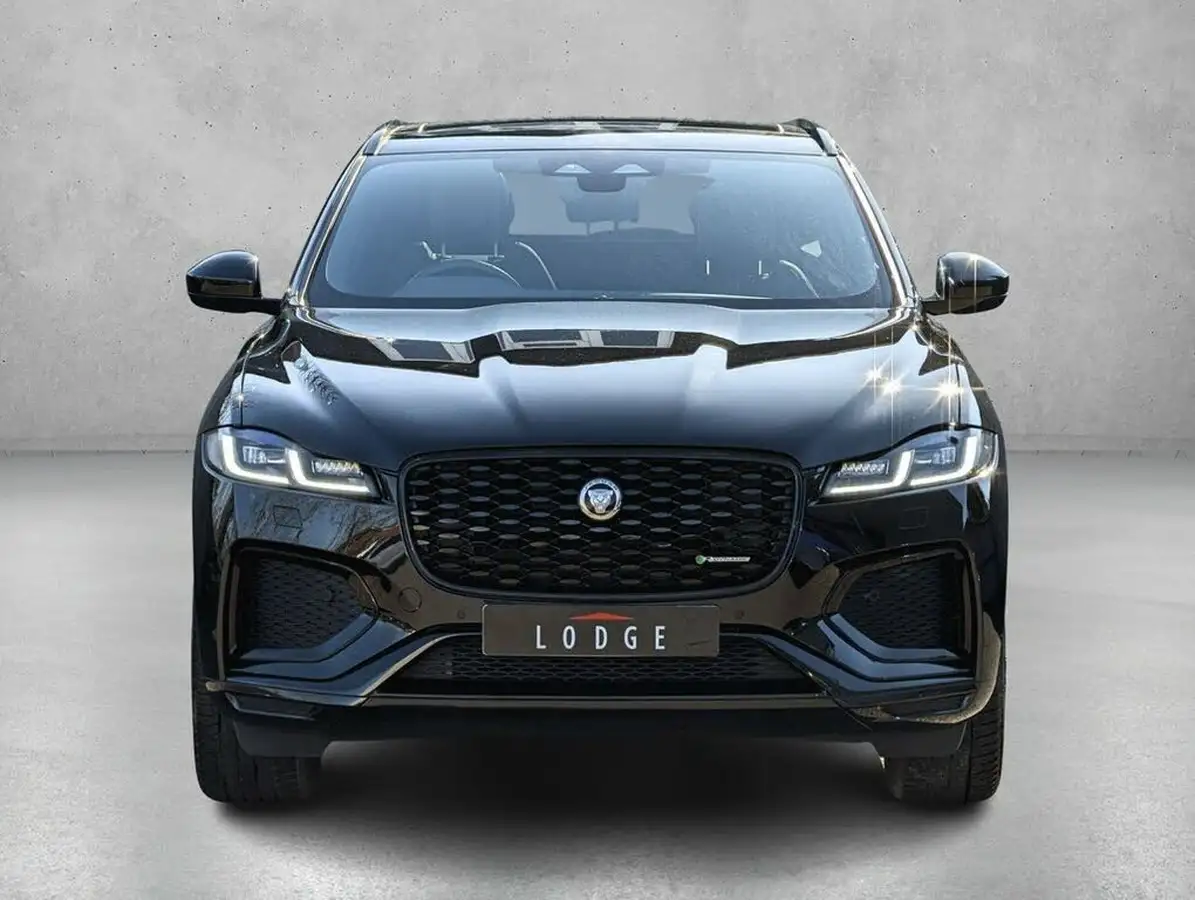 2023-jaguar-f-pace-20-d200-r-dynamic-black-big-1