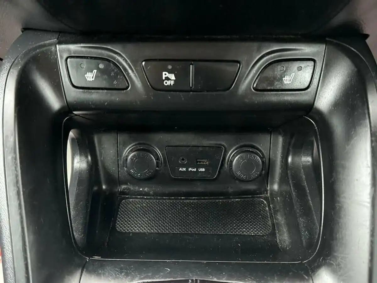 2011-hyundai-ix35-17td-style-big-22