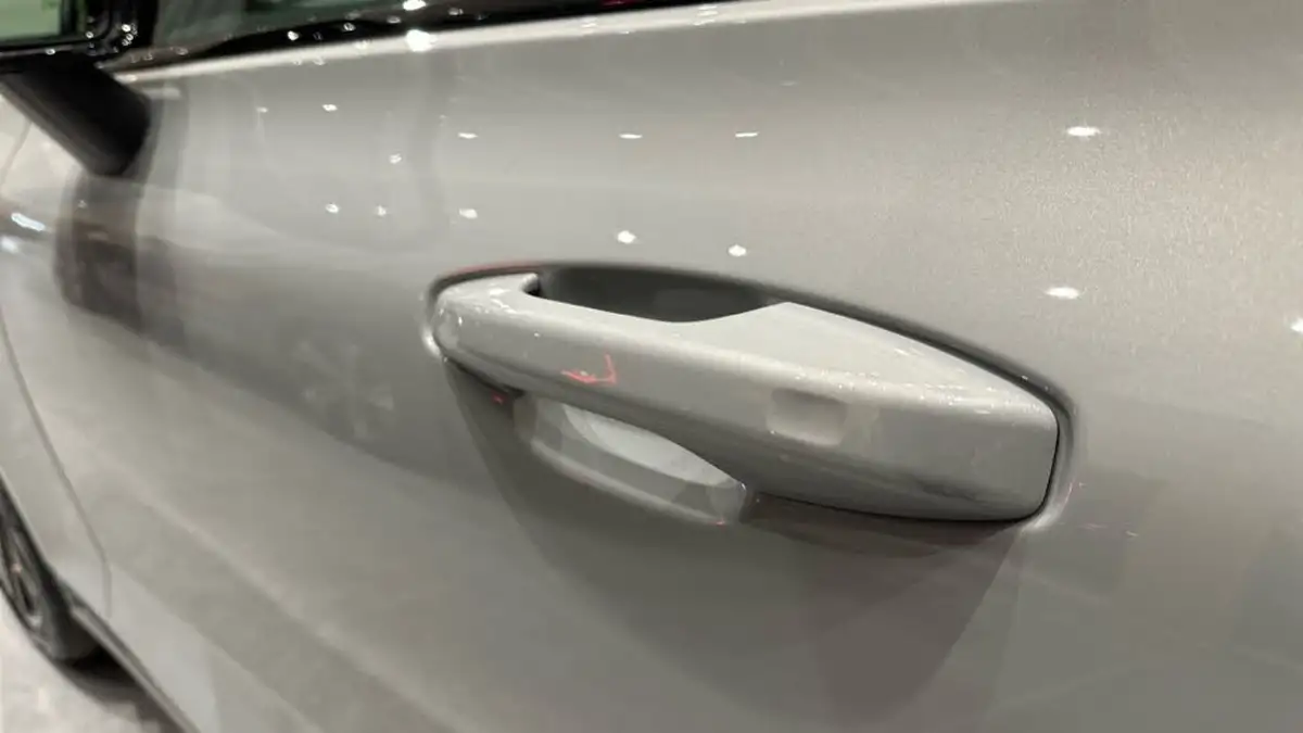 2024-volvo-v60-20-b4-plus-station-wagon-big-26