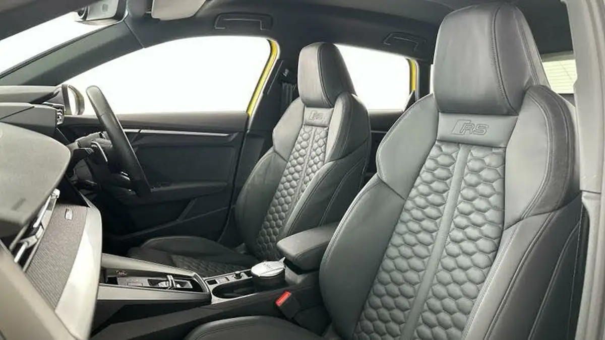 2023-audi-rs3-25-tfsi-sportback-5d-big-27