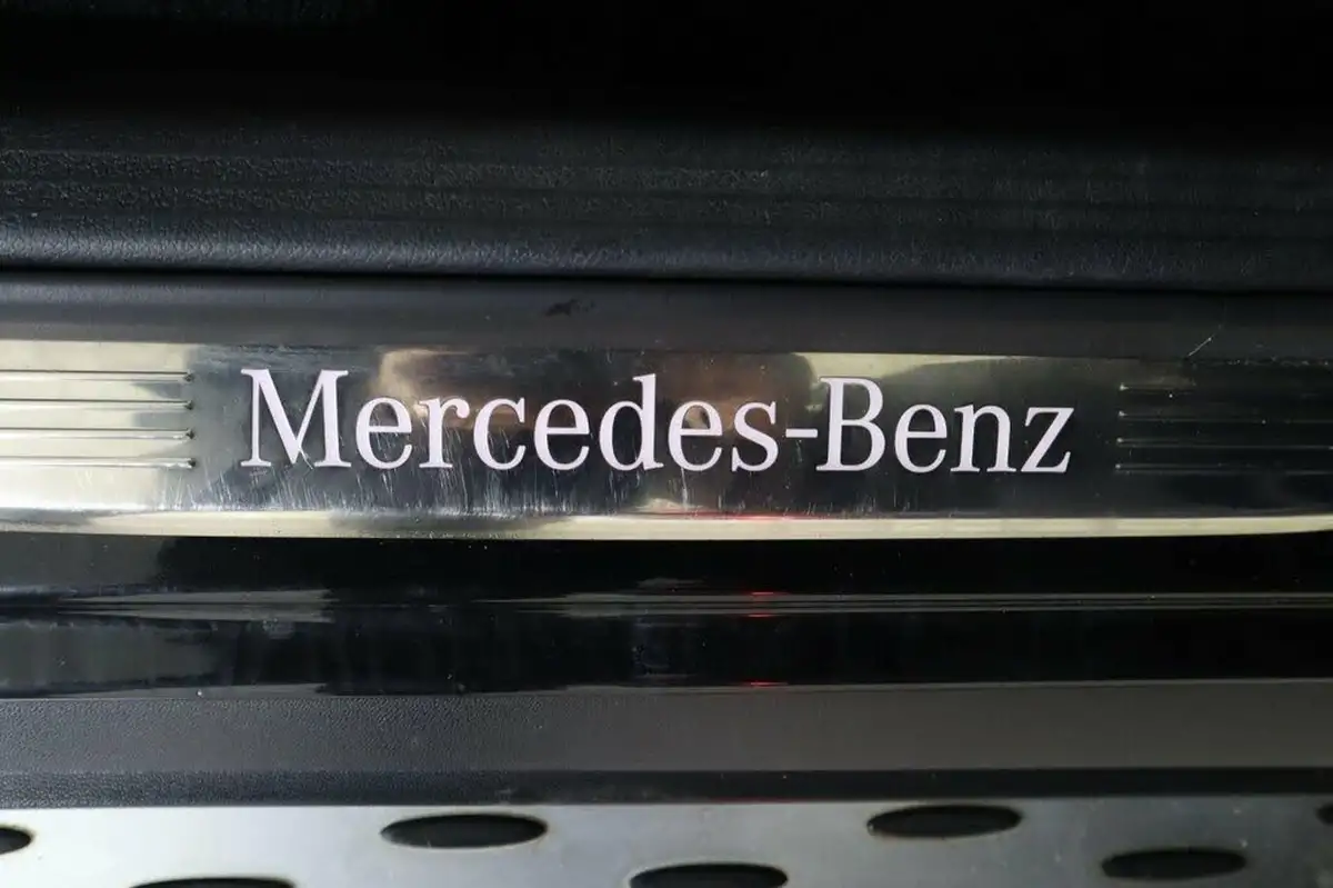 2020-mercedes-benz-glc-class-20d-glc300d-amg-line-premium-plus-station-wagon-5d-big-31
