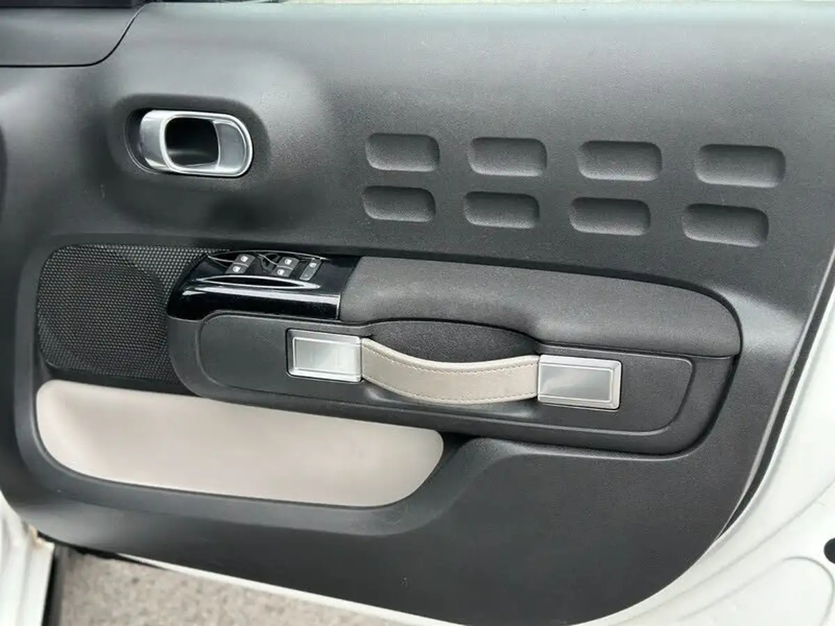 2017-citroen-c3-12-puretech-flair-82ps-big-16