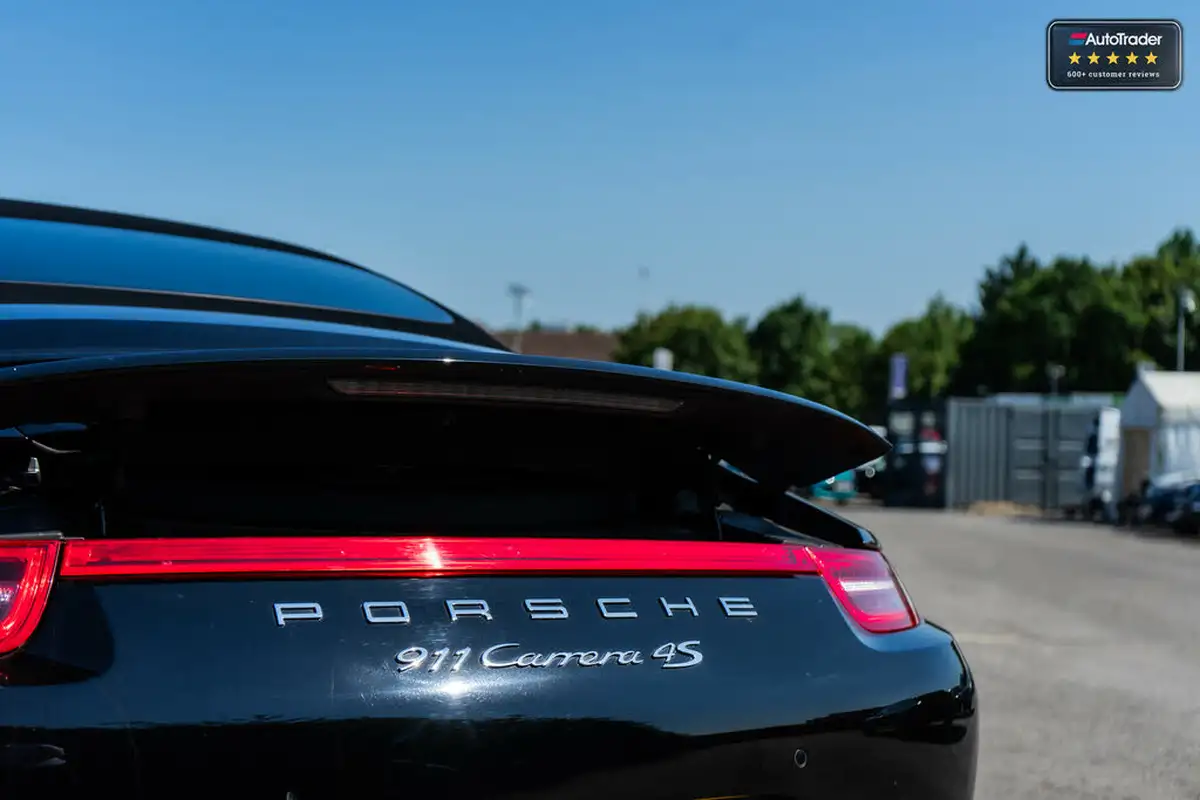 2014-porsche-911-38-carrera-4-s-cabriolet-pdk-big-3