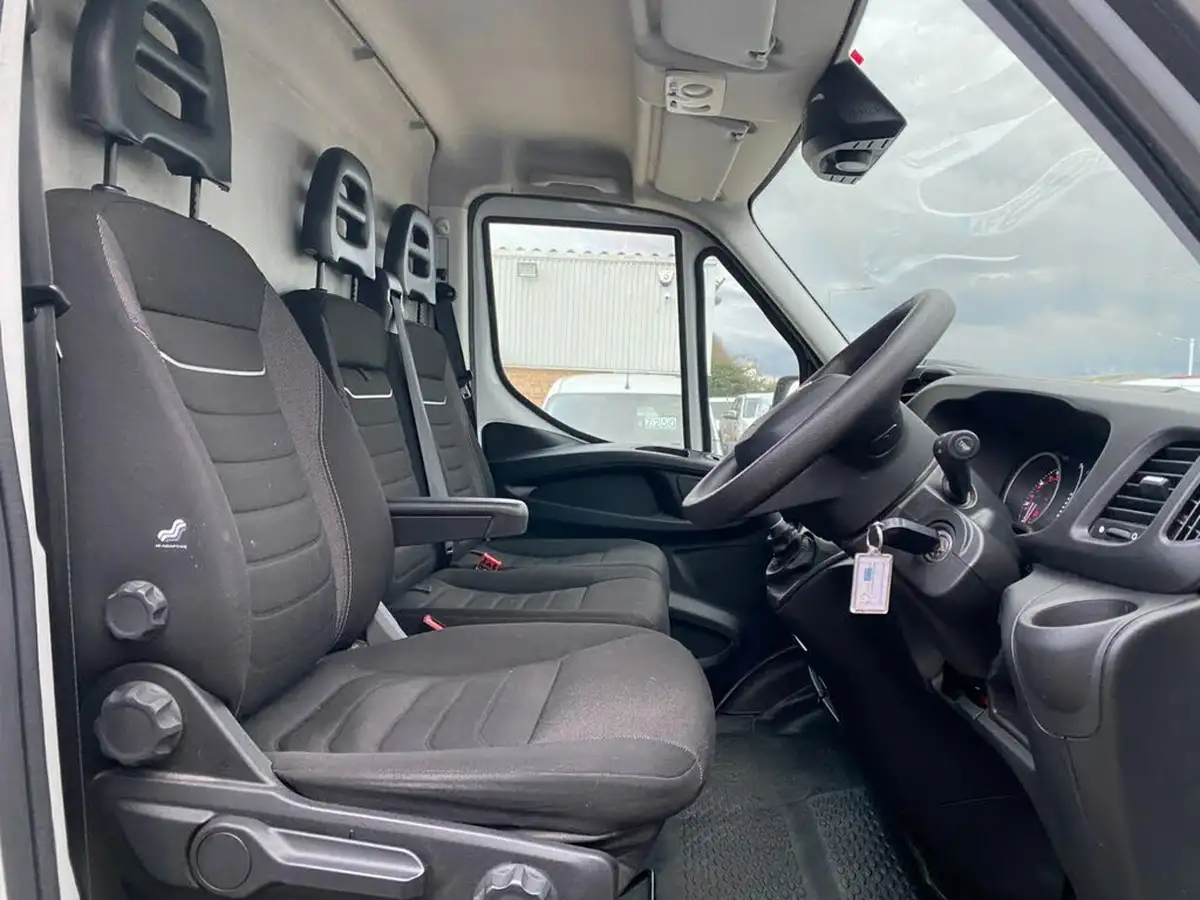 2022-iveco-daily-s-class-23td-35s14v-business-4100mm-h2-136pseu6dt-hi-matic-big-6