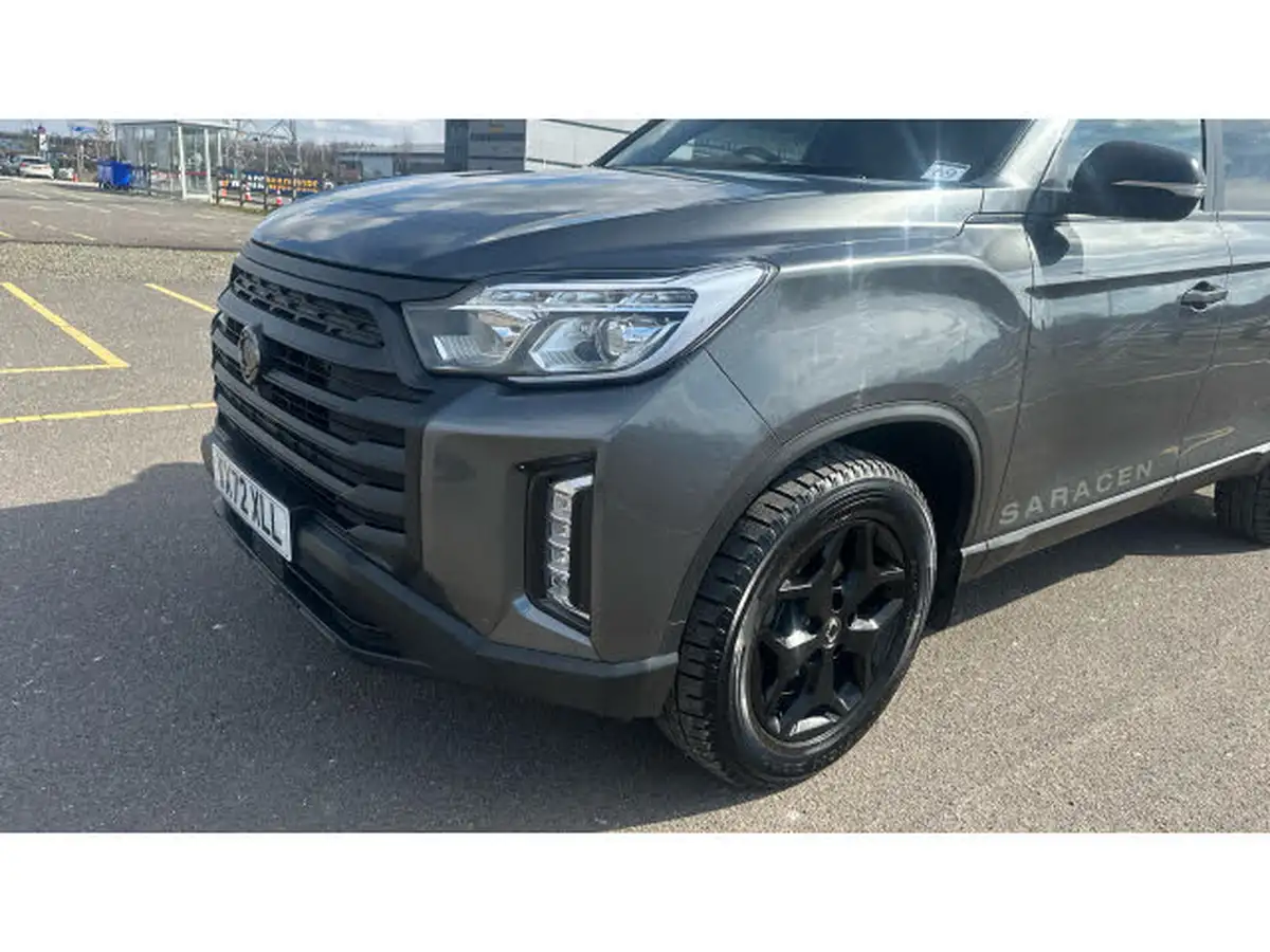 2022-kgm-ssangyong-musso-22td-saracen-202pseu6d-big-23