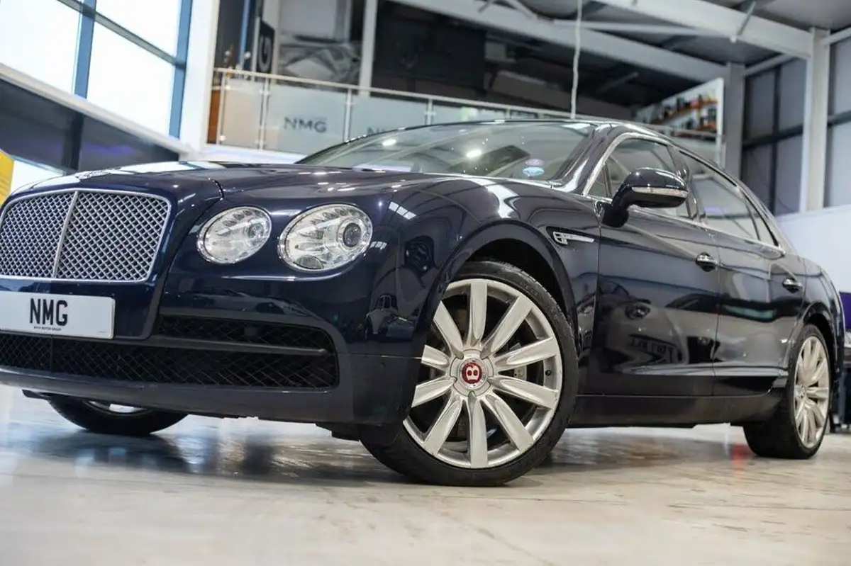 2017-bentley-flying-spur-40-big-6