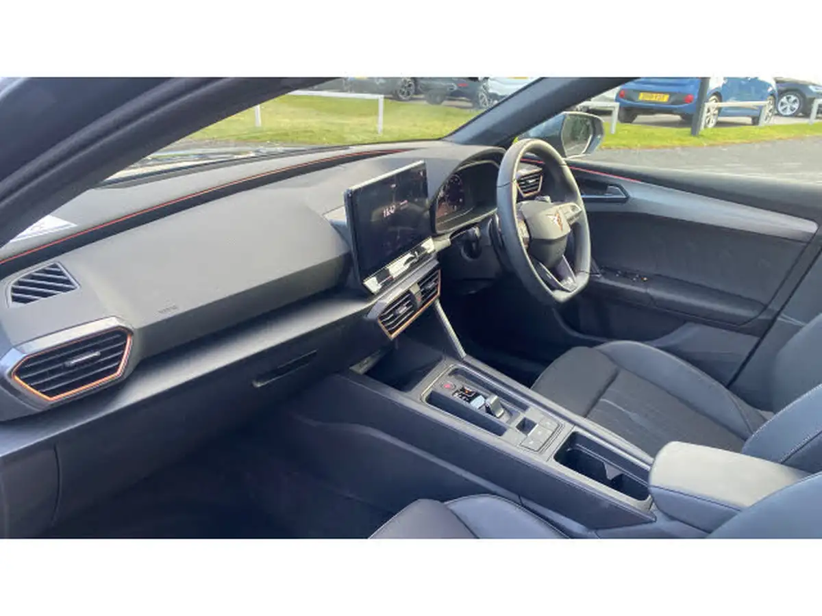 2024-cupra-leon-nf-20-tsi-vz2-design-edition-300ps-hatchback-big-1