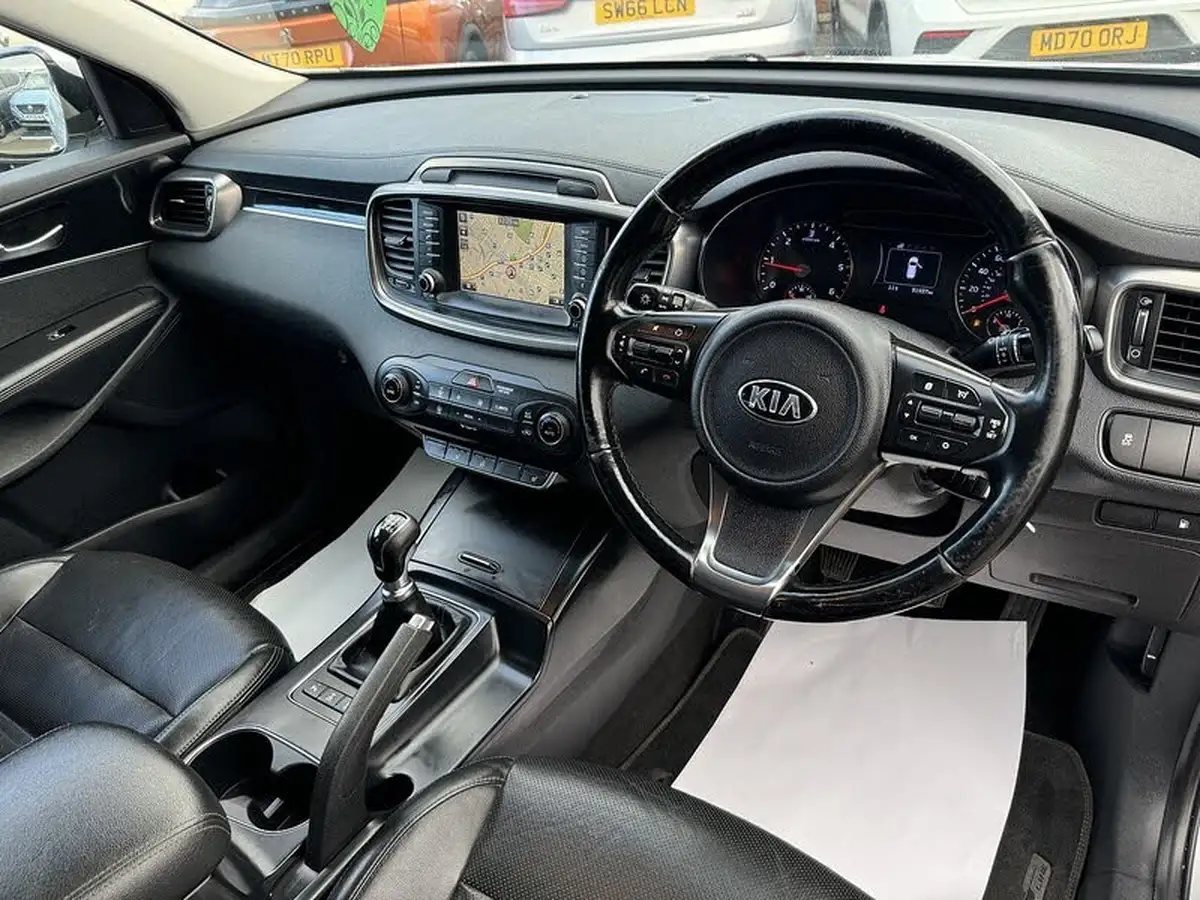 2016-kia-sorento-22-crdi-kx-2-big-9