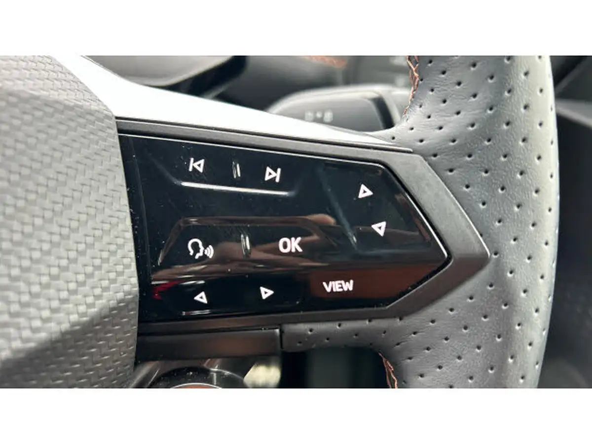2024-cupra-born-e-v3-edition-big-17