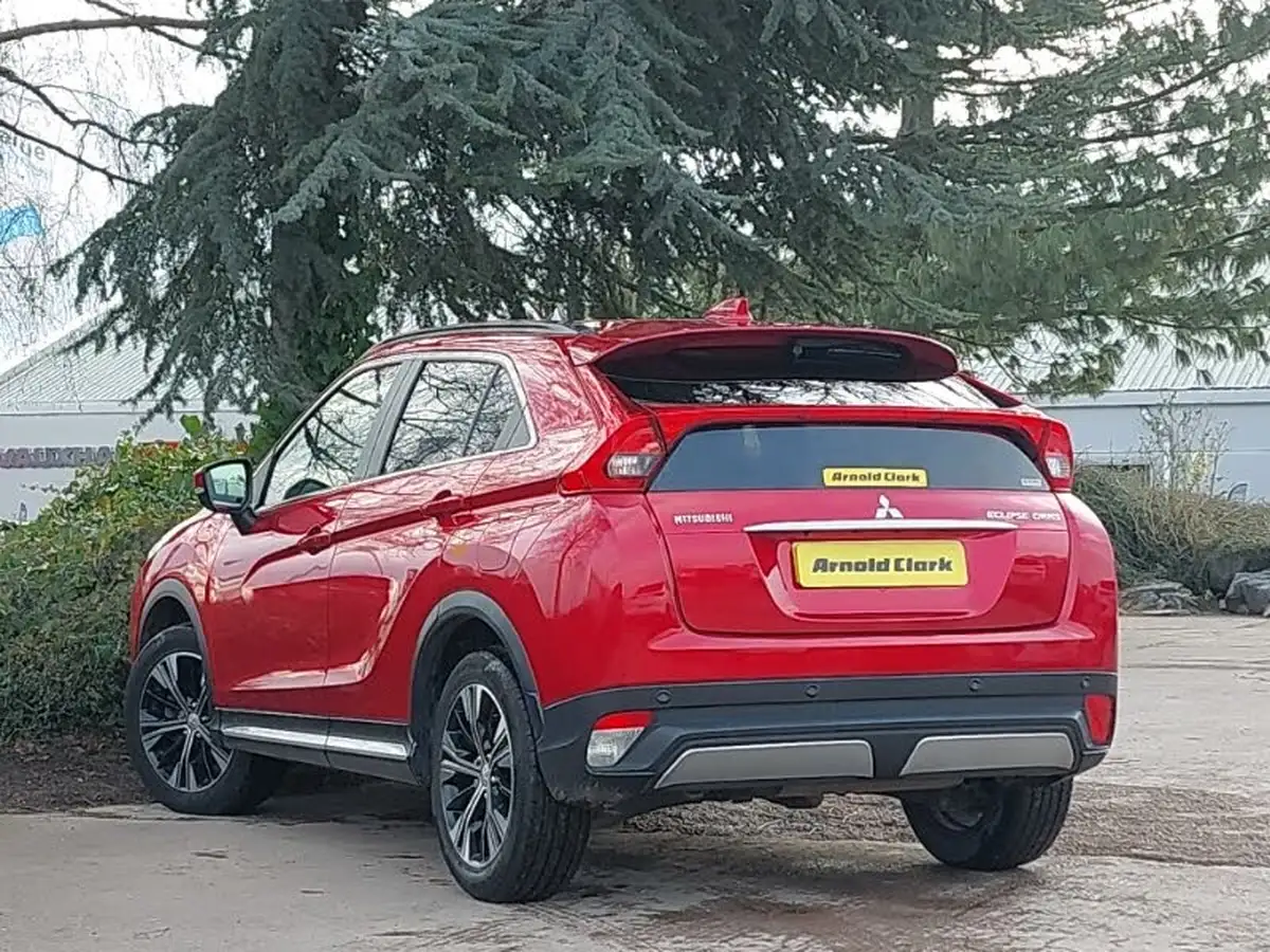 2019-mitsubishi-eclipse-cross-15-3-4wd-auto-big-1
