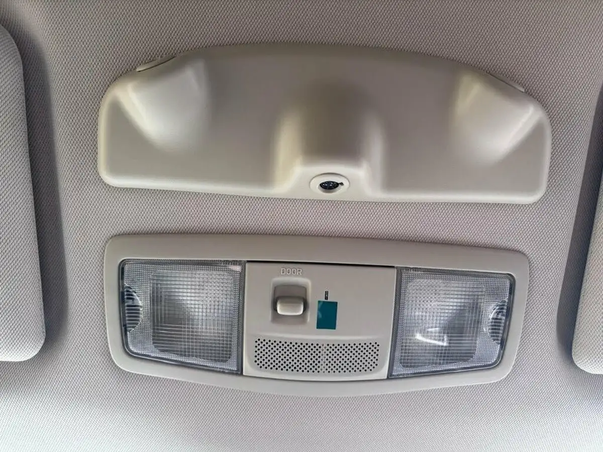 2018-mitsubishi-outlander-20-4h-phev-big-31