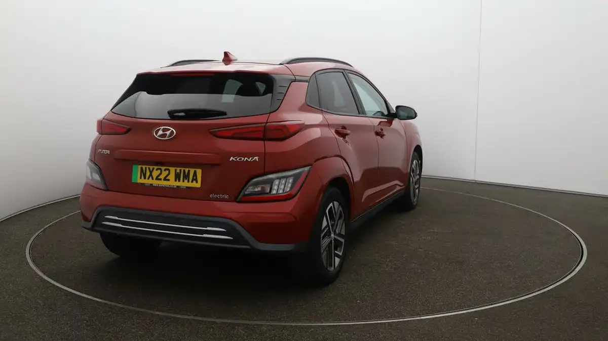 2022-hyundai-kona-e-premium-204ps-64kwh-7kw-obc-big-55