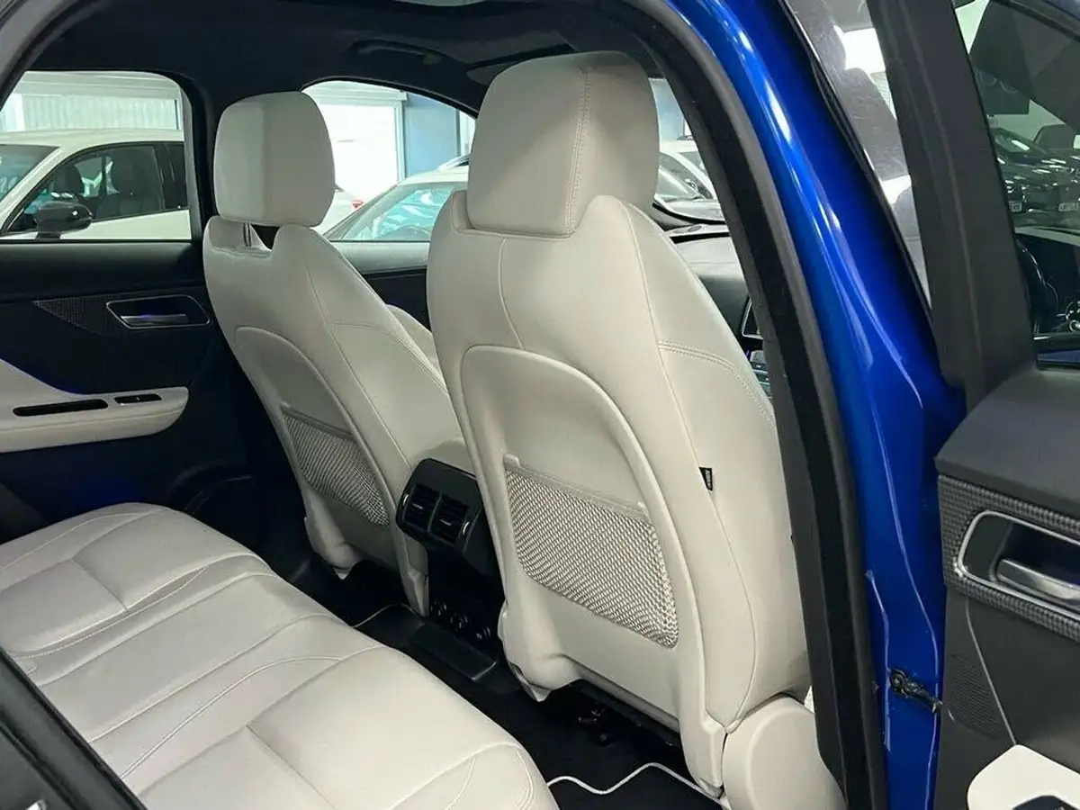 2016-jaguar-f-pace-30td-1st-edition-big-40